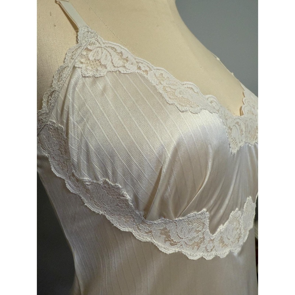 Elizabeth Gordon Vintage Nightgown Slip Ivory Nylon Lace Small Minimal - Picture 6 of 15